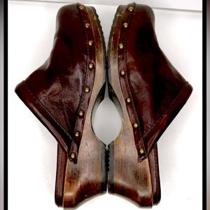 💥FLASH SALE💥 FRYE Clara Campus Clog